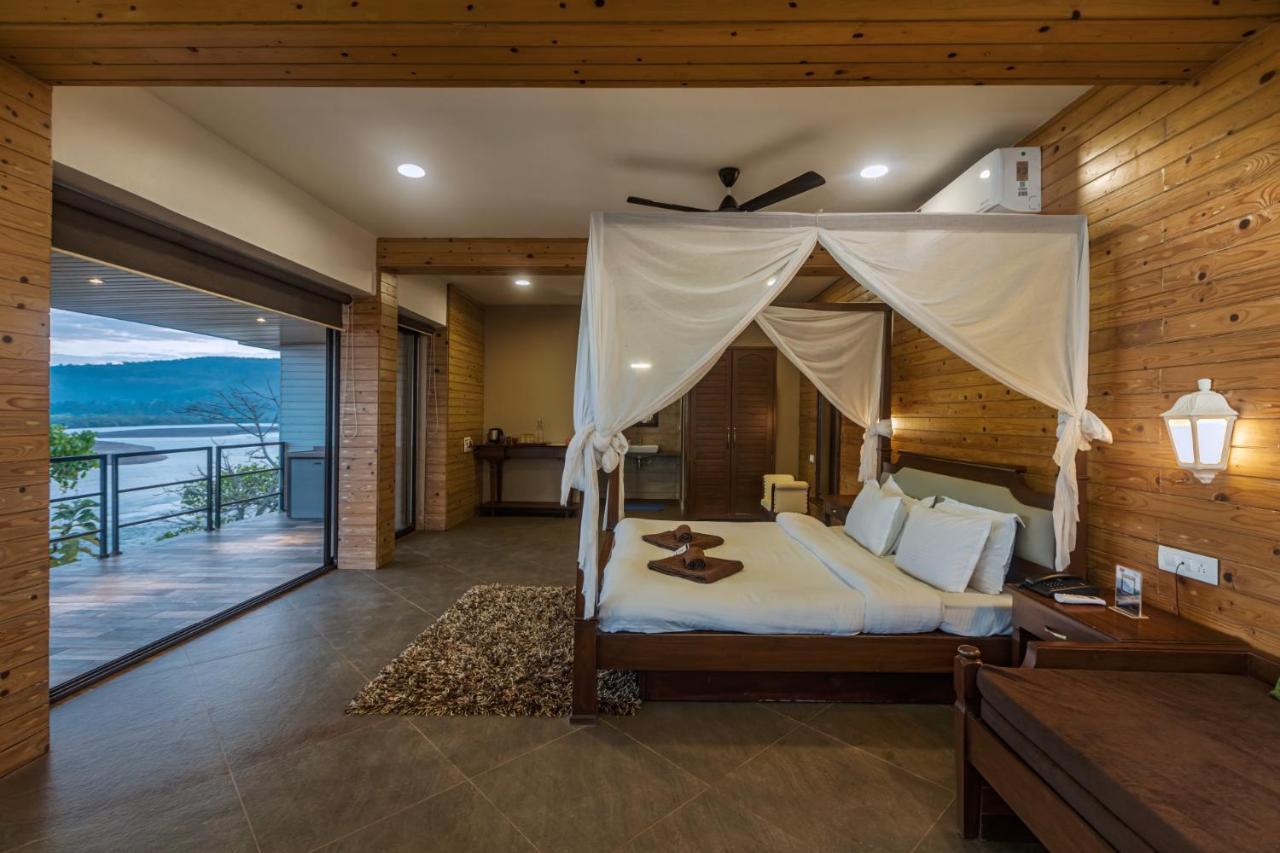 Saffronstays Athaang, Dapoli Ānjarle Exterior photo