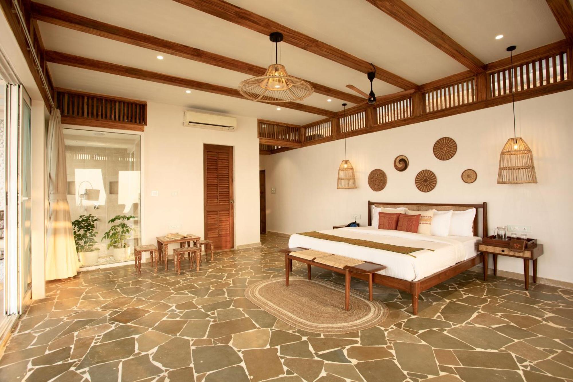 Saffronstays Athaang, Dapoli Ānjarle Exterior photo
